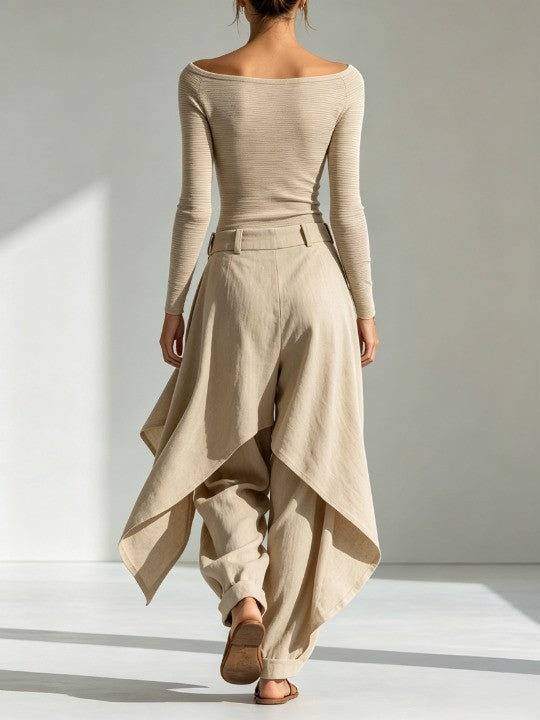 Delphine | Conjunto Top Beige de Cuello Barco y Pantalón Ancho con Volantes