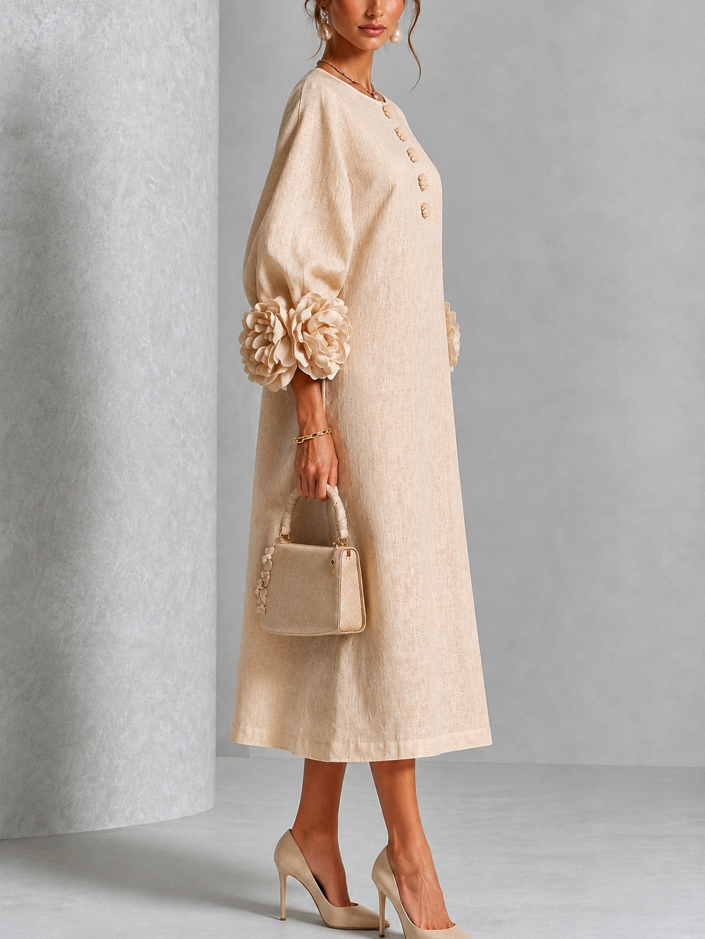 Capucine | Vestido Midi con Botones de Flor y Mangas Abullonadas
