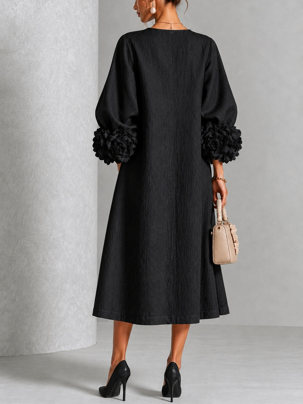 Capucine | Vestido Midi con Botones de Flor y Mangas Abullonadas