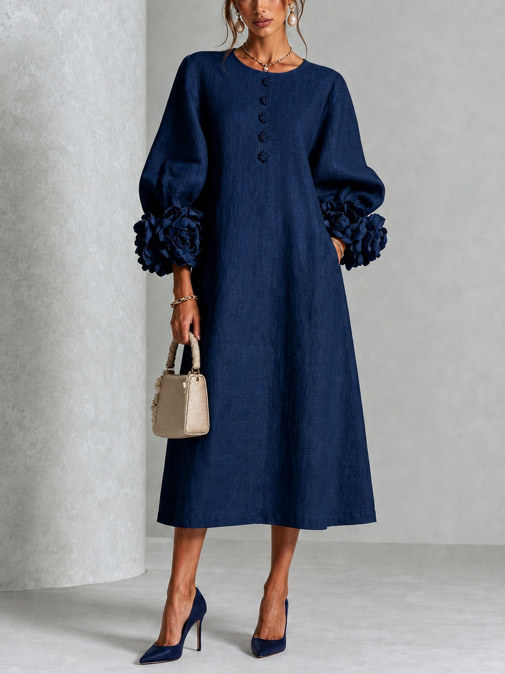 Capucine | Vestido Midi con Botones de Flor y Mangas Abullonadas