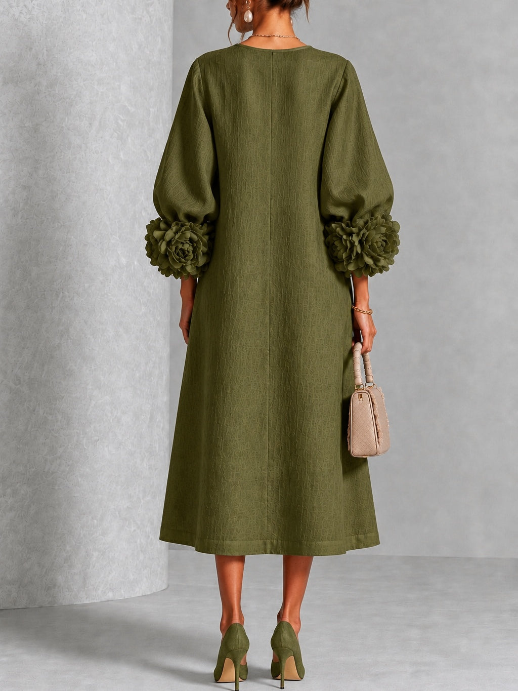 Capucine | Vestido Midi con Botones de Flor y Mangas Abullonadas