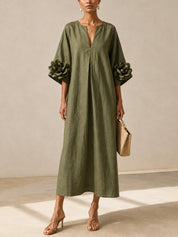 Amélie | Vestido Midi Verde Oliva con Escote en V y Mangas de Flores 3D