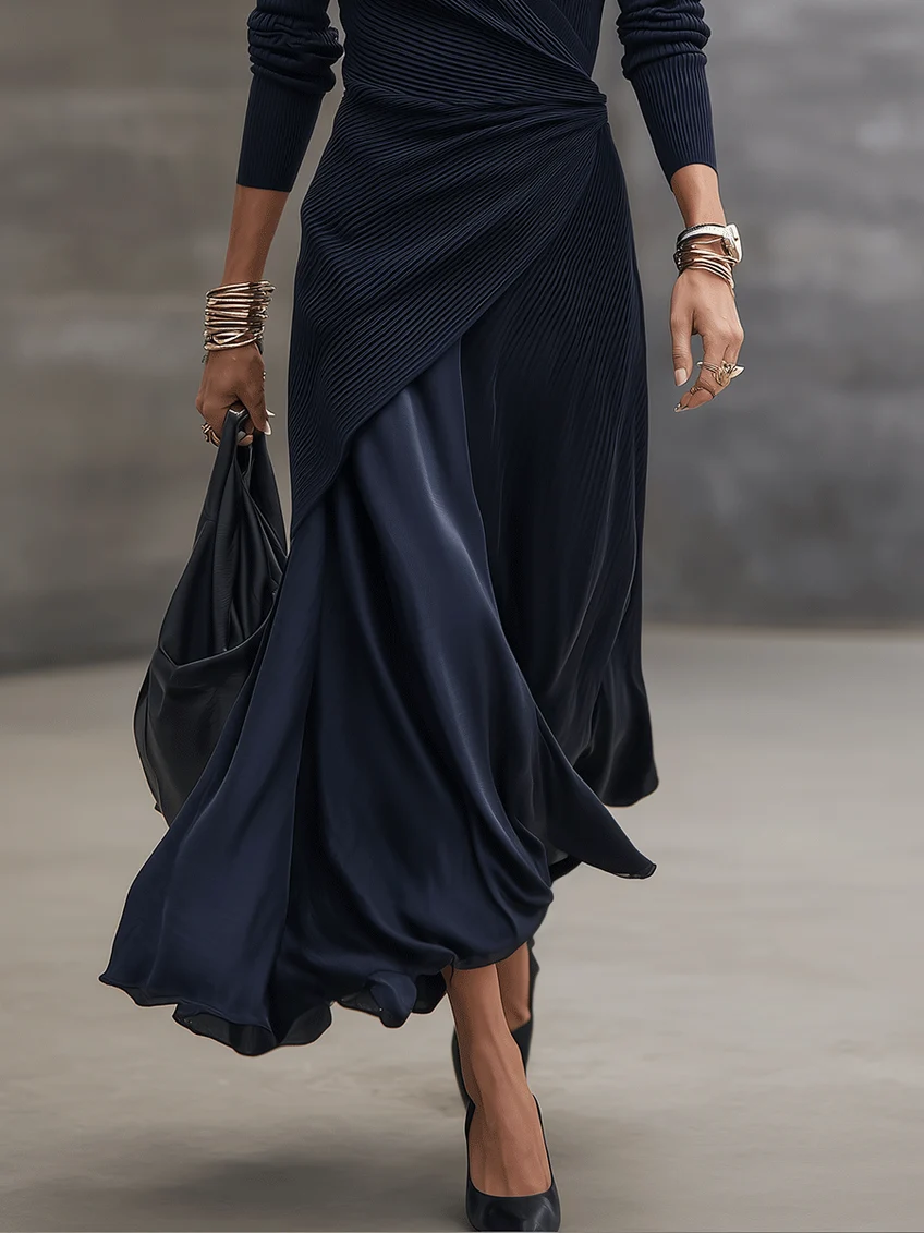 Giulia | Vestido Maxi Asimétrico con Escote en V y Paneles de Satén Azul Marino